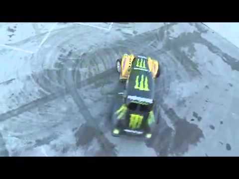 Terry Grant Stunt Driver Sets Donut Spin World Record at Vospers8