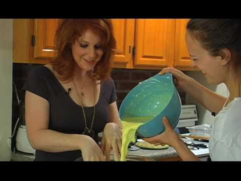 Cooking the Books -- Episode 11 -- Julie Klausner