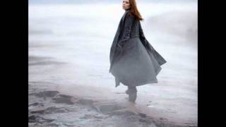 Holly Brook - Follow Me