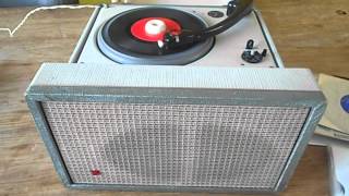 Carl Perkins ,  Restless  , Columbia 44723,US.