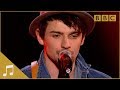 Max Milner performs 'Lose Yourself' / 'Come ...