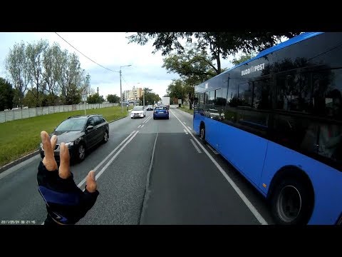 Elengedem a buszt - I let the bus go