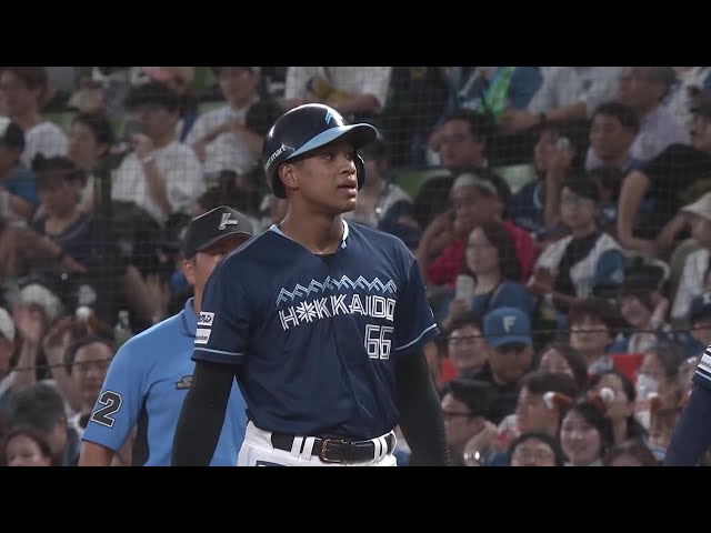 【5回表】チャンス逃さず!! ファイターズ・万波中正 ライトへのタイムリーヒットを放つ!! 2025年7月16日 埼玉西武ライオンズ 対 北海道日本ハムファイターズ