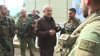 ראש הממשלה נתניהו ללוחמים מיחידת דבורה: "נעשה הכל כדי להחזיר את הביטחון לצפון, לחזור הביתה בביטחון" (עדכוני משרד ראש הממשלה) - התמונה מוצגת ישירות מתוך אתר האינטרנט יוטיוב. זכויות היוצרים בתמונה שייכות ליוצרה. קישור קרדיט למקור התוכן נמצא בתוך דף הסרטון