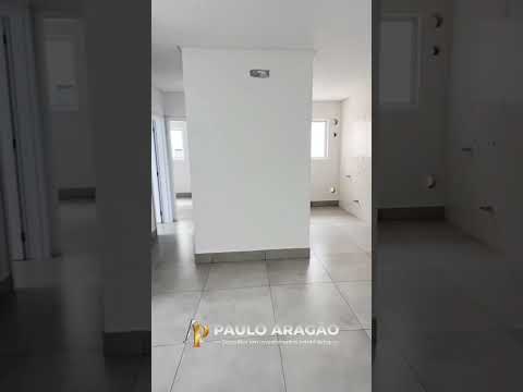 Apartamento à venda, no Edifício Ballamares em Camboriú, Tabuleiro, com 2 quartos, 75m²