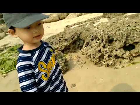 Oziel di Pantai Anyer Cilegon 3 tahun yang lalu