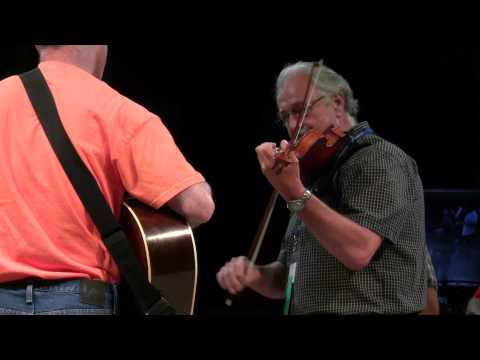 Roland White ~ 2012 National Oldtime Fiddlers Contest ~ Judges Performance