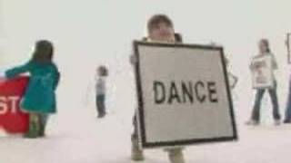 Lisa Loeb & Elizabeth Mitchell "Stop and Go" Music Video