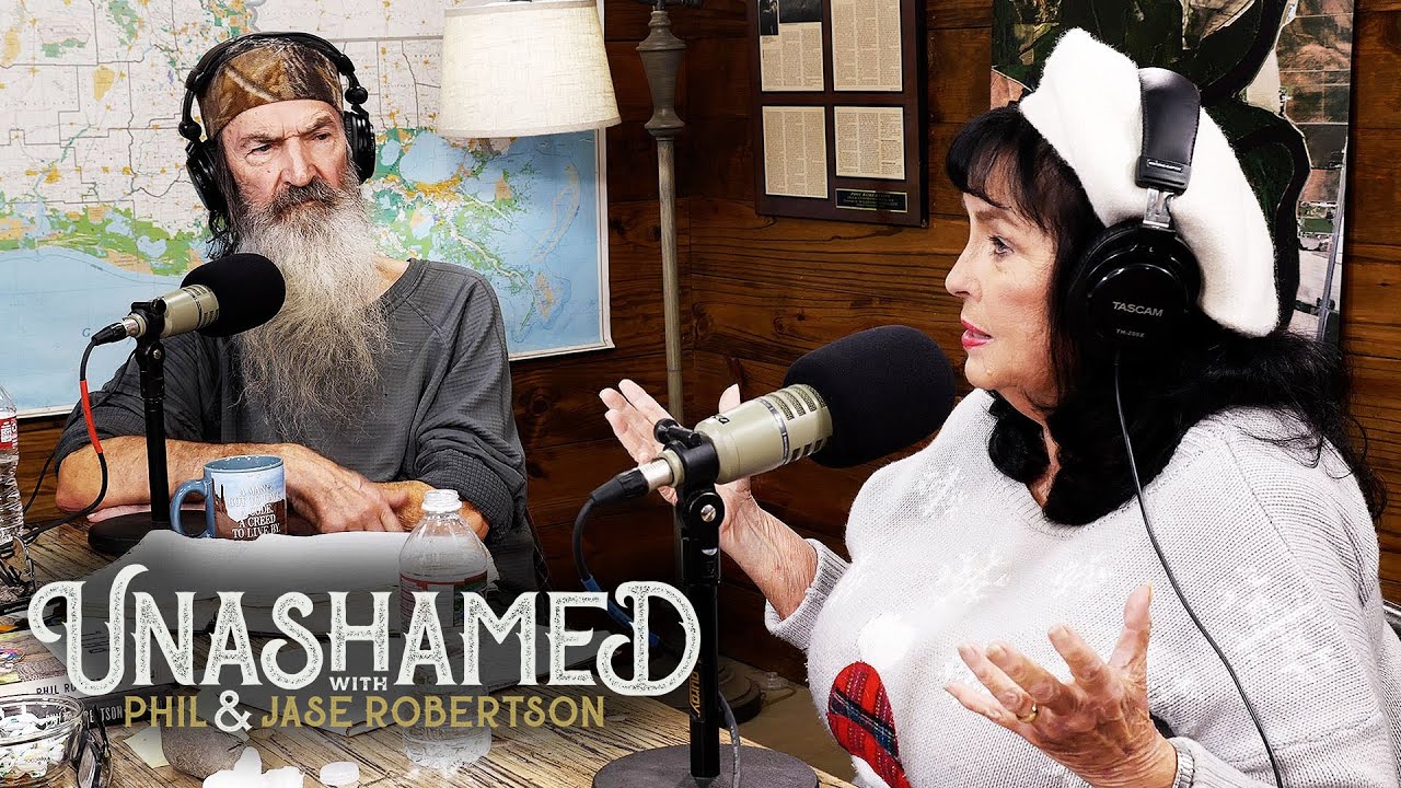 Ep 603 | Phil's Platinum Country Album & Miss Kay Hated When Granny Watched This on TV