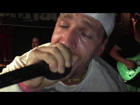 Silhouettes - Silhouettes LIVE Parlament Plzeň