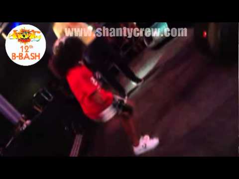 BABY DANZHALL QUEEN with MR.VEGAS AT 12th SHANTY CREW B-BASH -SOUTH ITALY-