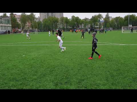 Buiucani Chisinau 2009 (white) vs Stolytsia Kiev 2009, final score 4:1