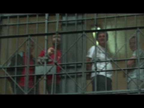 Wie Ölsardinien: Häftlinge in Italien