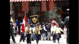 2011 Peru   Matchu Picchu , Aguas Calientes, Dia de la Policia, Principio, Fête de la Police