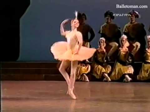 Evgenia Obraztsova 2003 soloist variation Raymonda grand pas