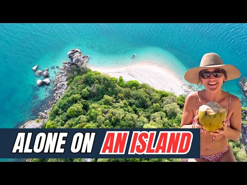 BOAT STRANDED & CAMPING ALONE ON AN ISLAND NORTH QUEENSLAND - CONQUERED OUR BIGGEST ACHIEVEMENT YET!