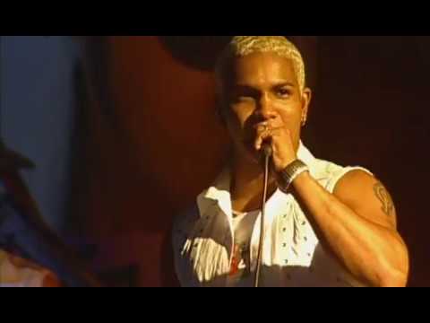 Os Travessos - Não Se Sinta Só (DVD Os Travessos - ao vivo)