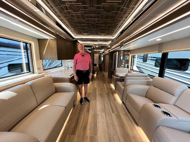 Preview image of 2024 Newmar King Aire 4531 (17N232025) youtube video