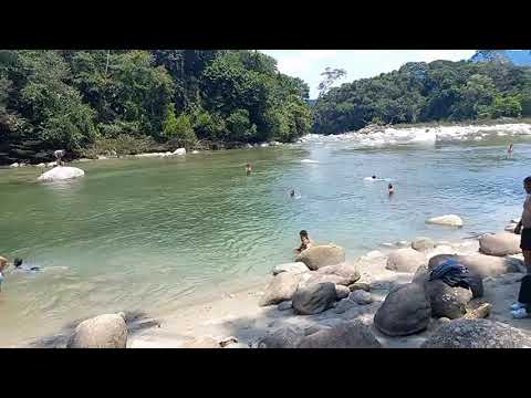 EL MÁGICO RIO PIATUA DE COLOR TURQUESA. PASTAZA, ECUADOR Notiamazonia