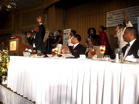 Oscar Williams &  Perfected Praise @ COCHUSA Convention St. Louis 2010