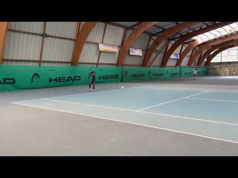Uma 8yo  def.  Charline Bressan (9yo) at U11 International Tournament TC Bressuires
