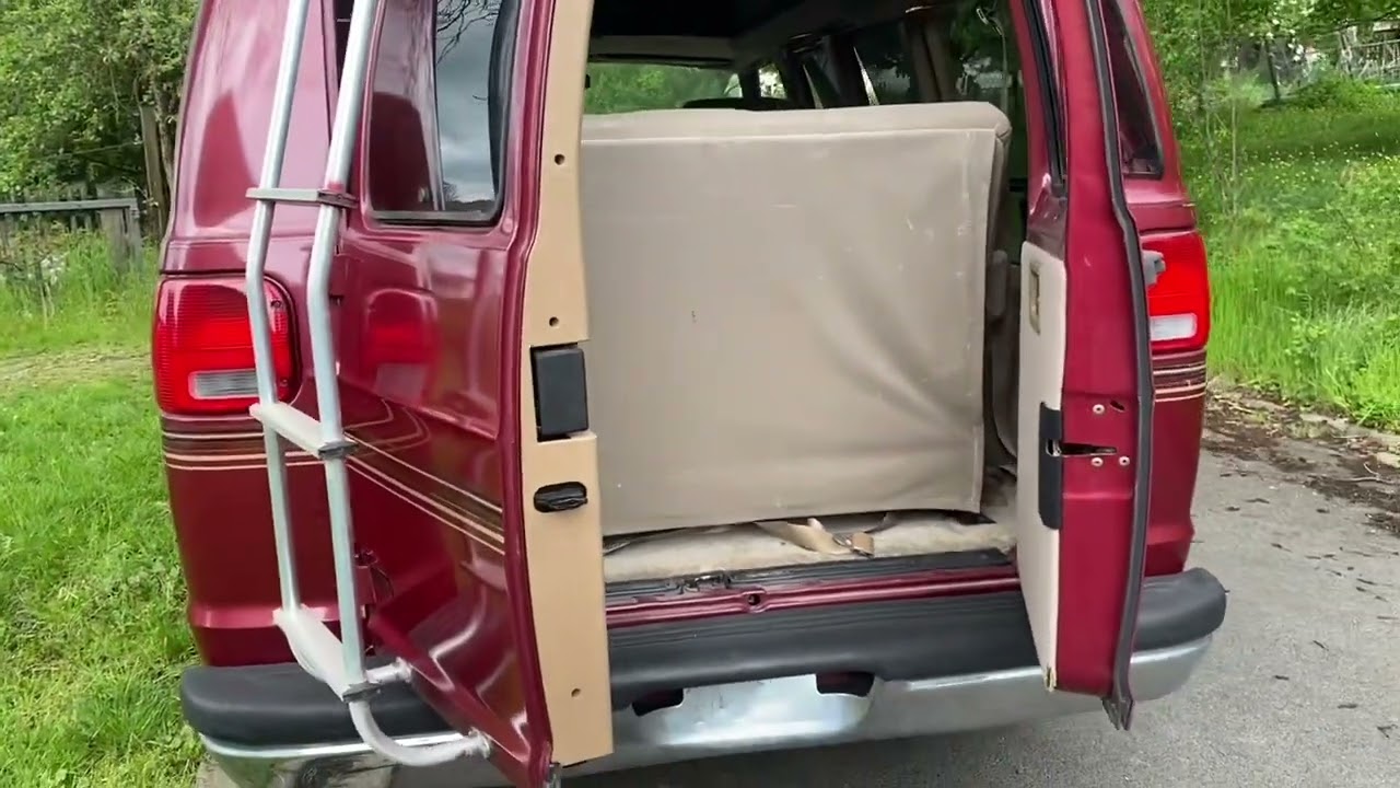 Dodge RAM 1500 Van 1999 Classiccarsforyou Lot012