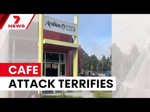Arsonists target Melbourne cafe, hold staff at gunpoint | 7NEWS