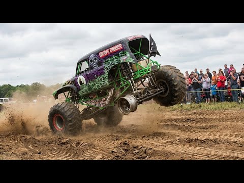 Monster Truck Fails in Extreme Off-Road Action 😱💥