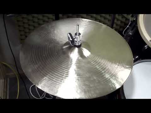 15 Hats, 1029g & 971g - Handcrafted cymbals by Craig Lauritsen