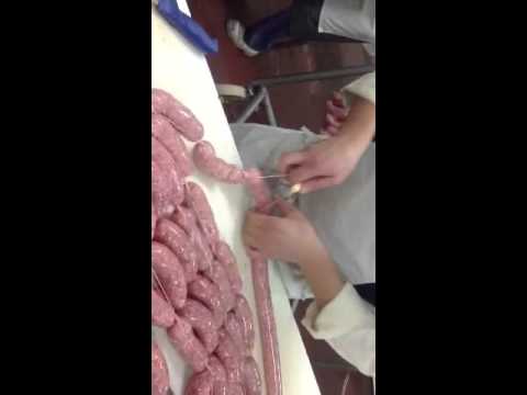 Come si legano a mano le salamelle