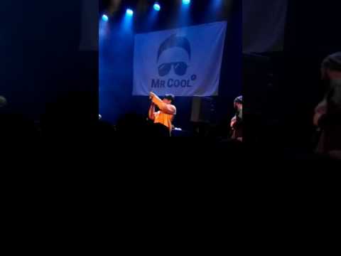 Bög Jimmy fylleframträder