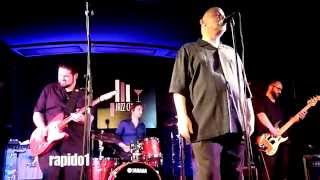 CURTIS SALGADO & MONSTER MIKE WELCH Smell Trouble Paris 2014