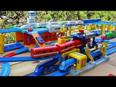 Plarail storage box station ☆ Thomas the Tank Engine Repair Shop Big Course