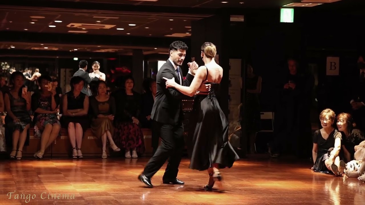 Paula Tejeda y Lucas Carrizo "Sin Rumbo Fijo"  ＠La Milonga  "El Arrabal Osaka, Japan" Nov 2025