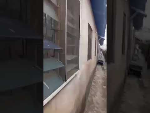 Bungalow with 2-Bedroom Flat, 9 Self-Contain Rooms & 2 Shops – Igando