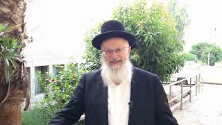 למה הרב אליהו זצוק"ל הרבה לברך אנשים? | הרב שמואל אליהו | הלכה יומית | כ"ד סיון תשפ"ד (הרב שמואל אליהו) - התמונה מוצגת ישירות מתוך אתר האינטרנט יוטיוב. זכויות היוצרים בתמונה שייכות ליוצרה. קישור קרדיט למקור התוכן נמצא בתוך דף הסרטון