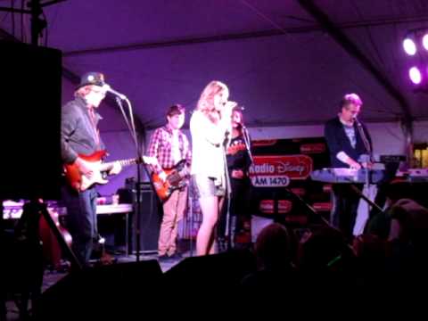 Trouble - Kaylee Starr (Taylor Swift cover) New Year 2013