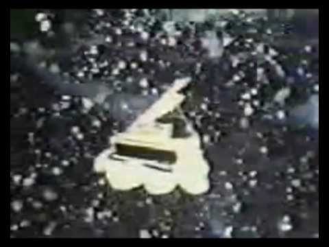 Eurovision 1977 GREECE - Pascalis,Marianna,Robert,Bessy - Mathema Solfege