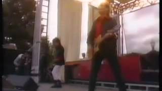 Declaration/Marching On Live The Alarm