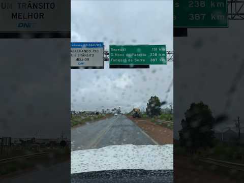 NO TAPETÃO PRETO COM CHUVA 🌧️ #overland #matogrosso #sapezal #comodoro #br364 #cnp