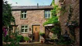 preview picture of video 'Hay-on-Wye Holiday Cottage Medieval Stables Wales UK'