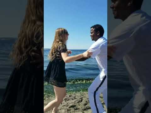 Salsa Dancing on the Beach,  Te Besare