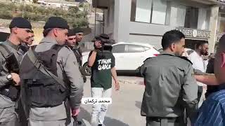 צפו: מחבל ששוחרר מתקבל באהבה עם מדי הרשות הפלסטינית (חדשות הקול היהודי) - התמונה מוצגת ישירות מתוך אתר האינטרנט יוטיוב. זכויות היוצרים בתמונה שייכות ליוצרה. קישור קרדיט למקור התוכן נמצא בתוך דף הסרטון צפו: מחבל ששוחרר מתקבל באהבה עם מדי הרשות הפלסטינית (חדשות הקול היהודי) - התמונה מוצגת ישירות מתוך אתר האינטרנט יוטיוב. זכויות היוצרים בתמונה שייכות ליוצרה. קישור קרדיט למקור התוכן נמצא בתוך דף הסרטון