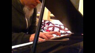 Video thumbnail for Jordan Rudess Presents Korg Micro Piano by Jordan Rudess