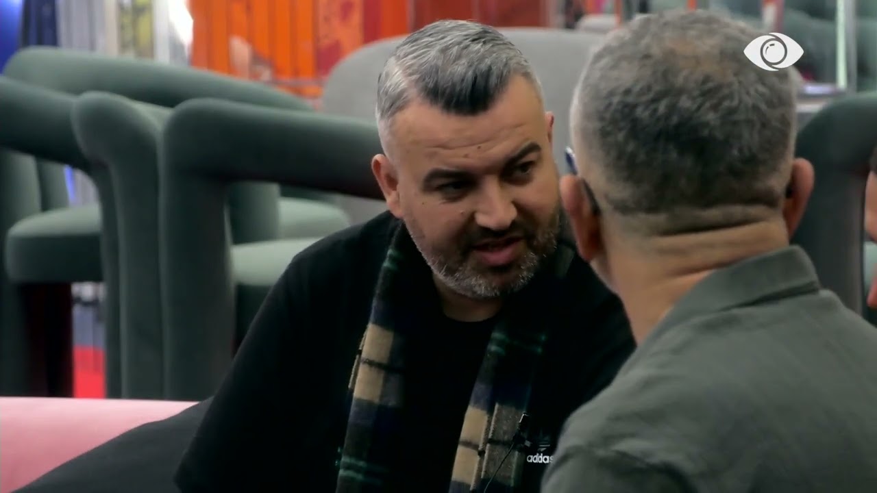 Stenaldo debaton me Rogertin: Si nuk të vjen zor