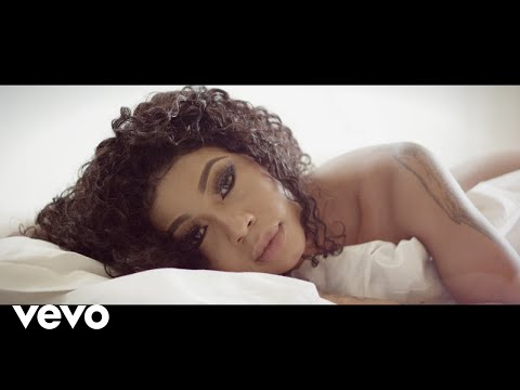 Kelly Khumalo - Ngathwala Ngaye (Official Music Video) ft. Mondli Ngcobo