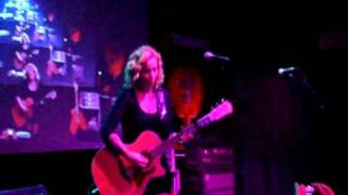 Anneke van Giersbergen & Danny Cavanagh - Beautiful One (İstanbul, 2011)