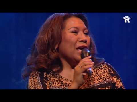 Dave On Stage De Nachtclub - Justine Pelemlay - Blijf zoals je bent