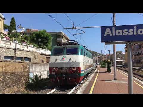 E444 060 Tataruga IC Trenitalia MILANO-NIZZA partenza a Alassio 22.08.2017