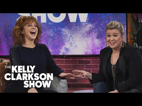Reba McEntire And Kelly Look Back On Old Family Photos | The Kelly Clarkson Show